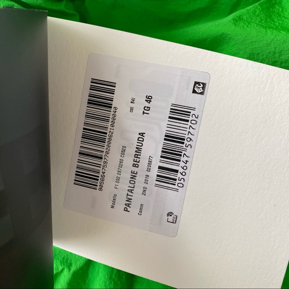 Moncler Genius Shorts - Picture 9 of 9